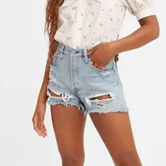 NWT Levi's Premium 501 Original Fit High Rise Distressed Cutoff Shorts Blue 34 - Picture 1 of 5
